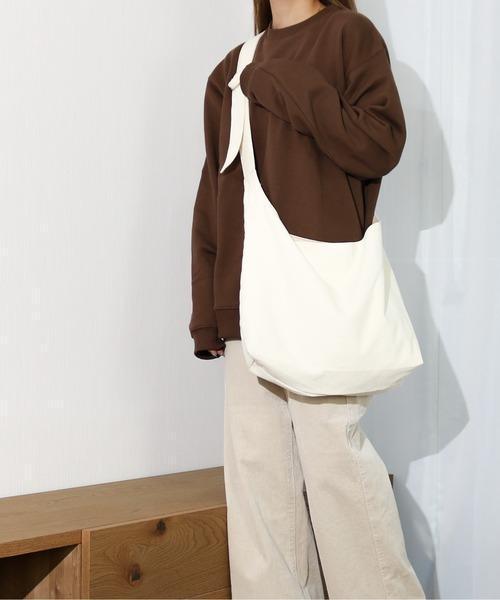 Per sist ence/パーシエンス　キャンバス ラウンドショルダーバッグ