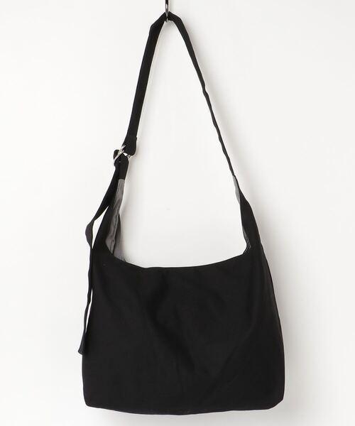 Per sist ence/パーシエンス　キャンバス ラウンドショルダーバッグ