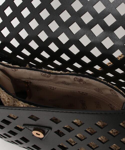 GUESS/ゲス CUT OUT フェイクレザーフラップ付ミニショルダーAQUA Crossbody Flap