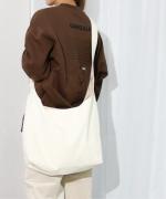 Per sist ence/パーシエンス　キャンバス ラウンドショルダーバッグ
